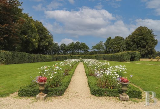 À Lannion, dans les Côtes d’Armor, un château seigneurial agrémenté d’un parc d’inspiration romantique - photo  n°3