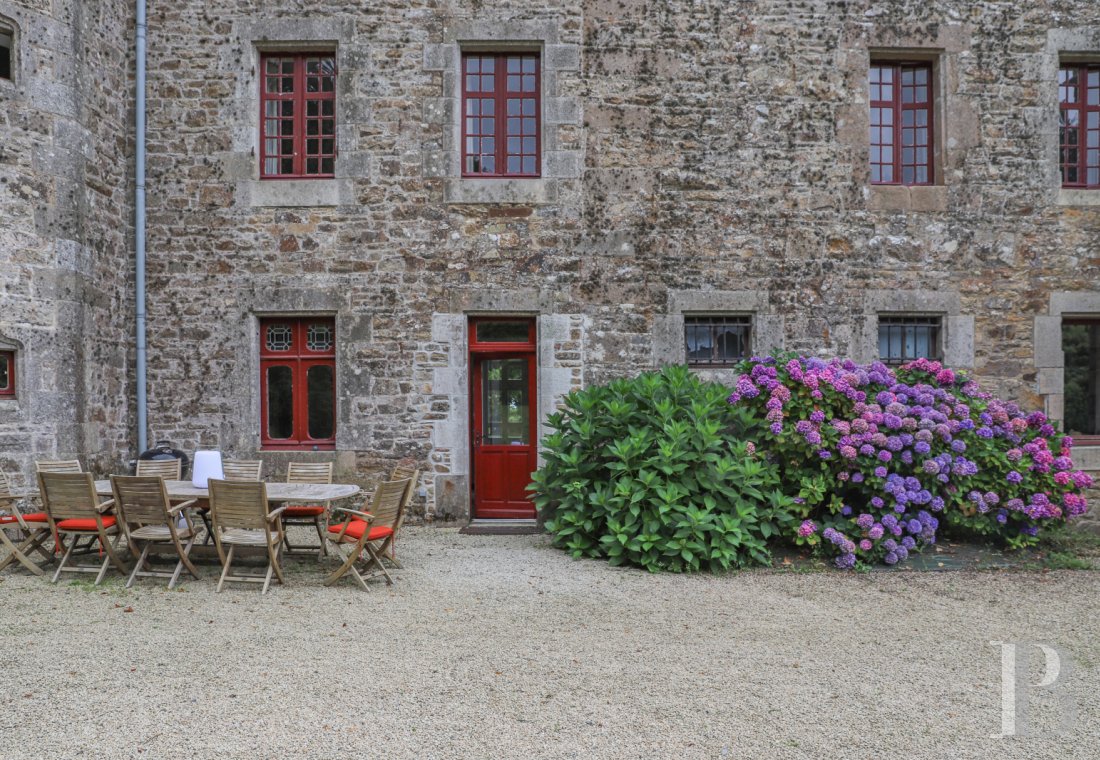 À Lannion, dans les Côtes d’Armor, un château seigneurial agrémenté d’un parc d’inspiration romantique - photo  n°6