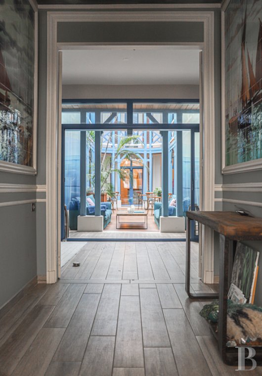 À Villers-sur-Mer, dans le Calvados, un ancien établissement de bains Art Déco transformé en maison d’hôtes raffinée - photo  n°6