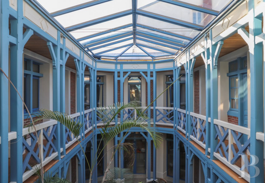 À Villers-sur-Mer, dans le Calvados, un ancien établissement de bains Art Déco transformé en maison d’hôtes raffinée - photo  n°9