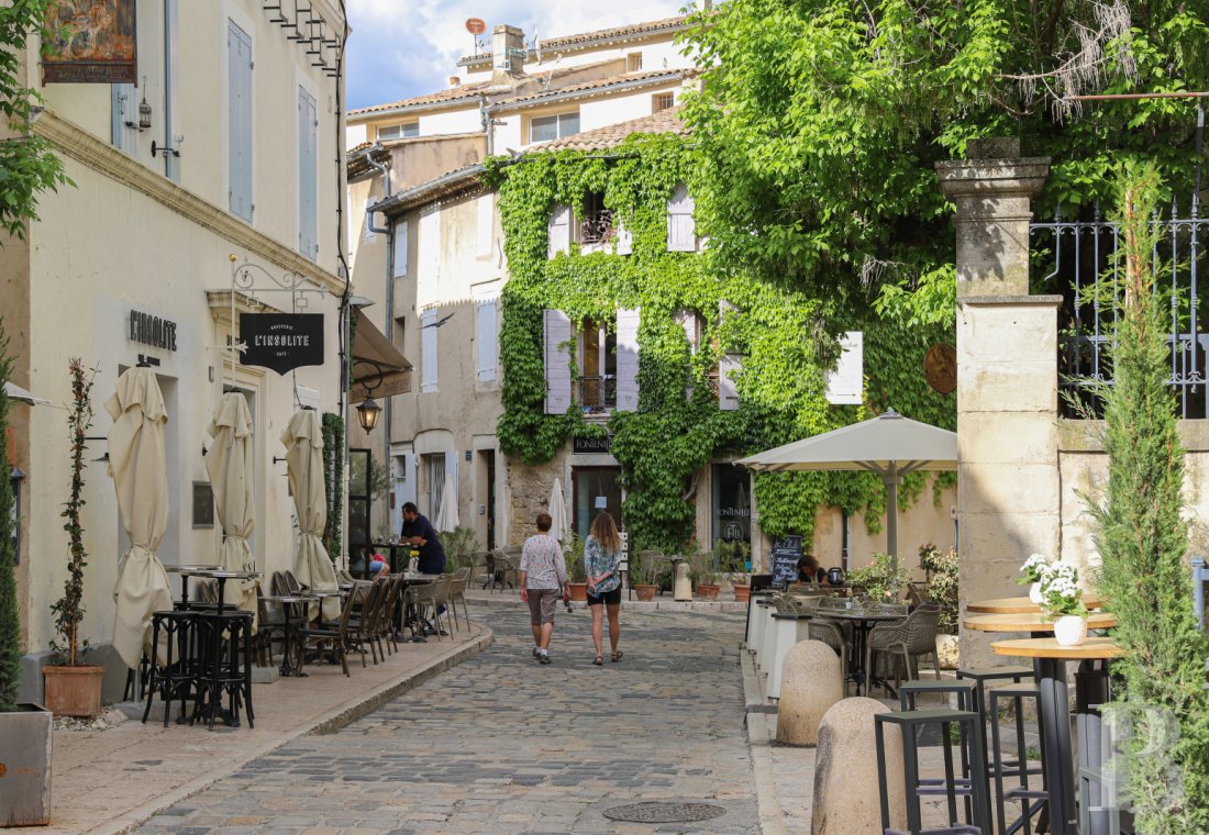 Dans le Luberon, en bordure de Lourmarin, une bâtisse du 17e siècle tout en lumière et en espace - photo  n°27