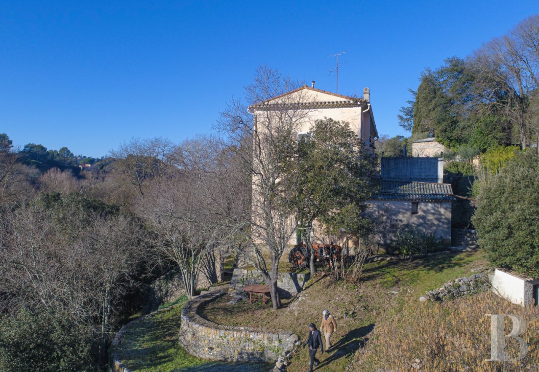 vieilles maisons francaises paca   - 1