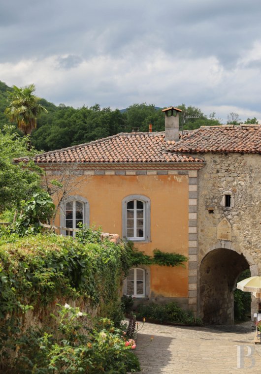 En Haute-Garonne, à Saint-Bertrand-de-Comminges, une maison de maître du 19e siècle dans un hameau - photo  n°38