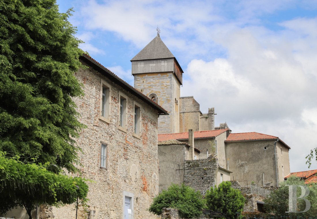 En Haute-Garonne, à Saint-Bertrand-de-Comminges, une maison de maître du 19e siècle dans un hameau - photo  n°41