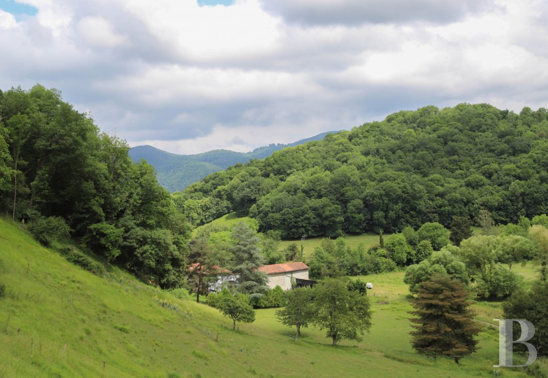 En Haute-Garonne, à Saint-Bertrand-de-Comminges, une maison de maître du 19e siècle dans un hameau - photo  n°42