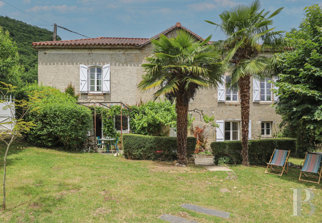 En Haute-Garonne, à Saint-Bertrand-de-Comminges, une maison de maître du 19e siècle dans un hameau - photo  n°4