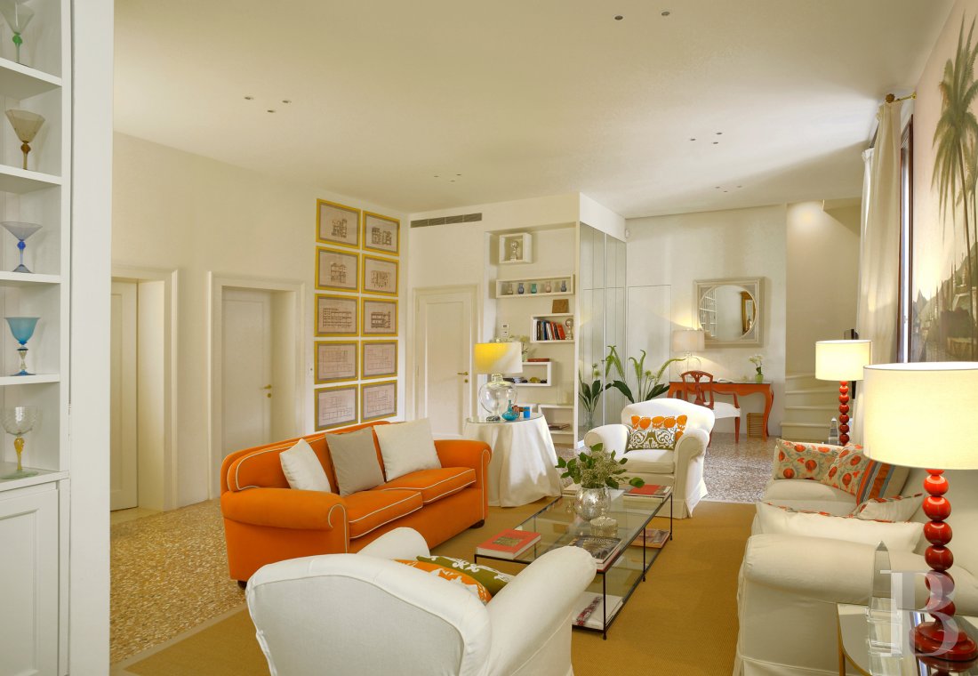 À Venise, au bord du Grand Canal, le palais d’une illustre famille et ses vastes appartements - photo  n°11