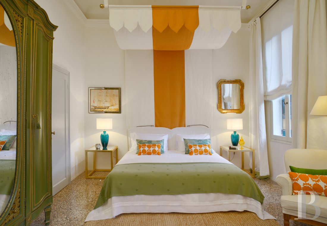 À Venise, au bord du Grand Canal, le palais d’une illustre famille et ses vastes appartements - photo  n°7