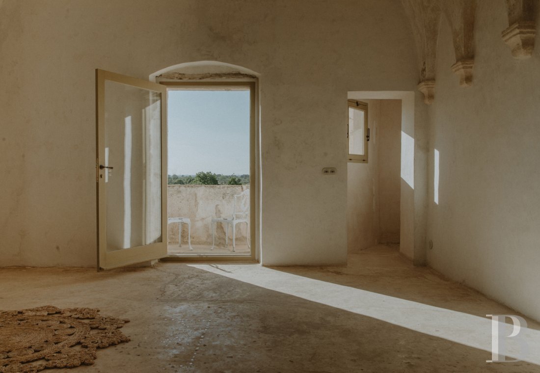 Dans les Pouilles, près de Nardo, une ancienne tour de garde transformée en élégante demeure patricienne - photo  n°21