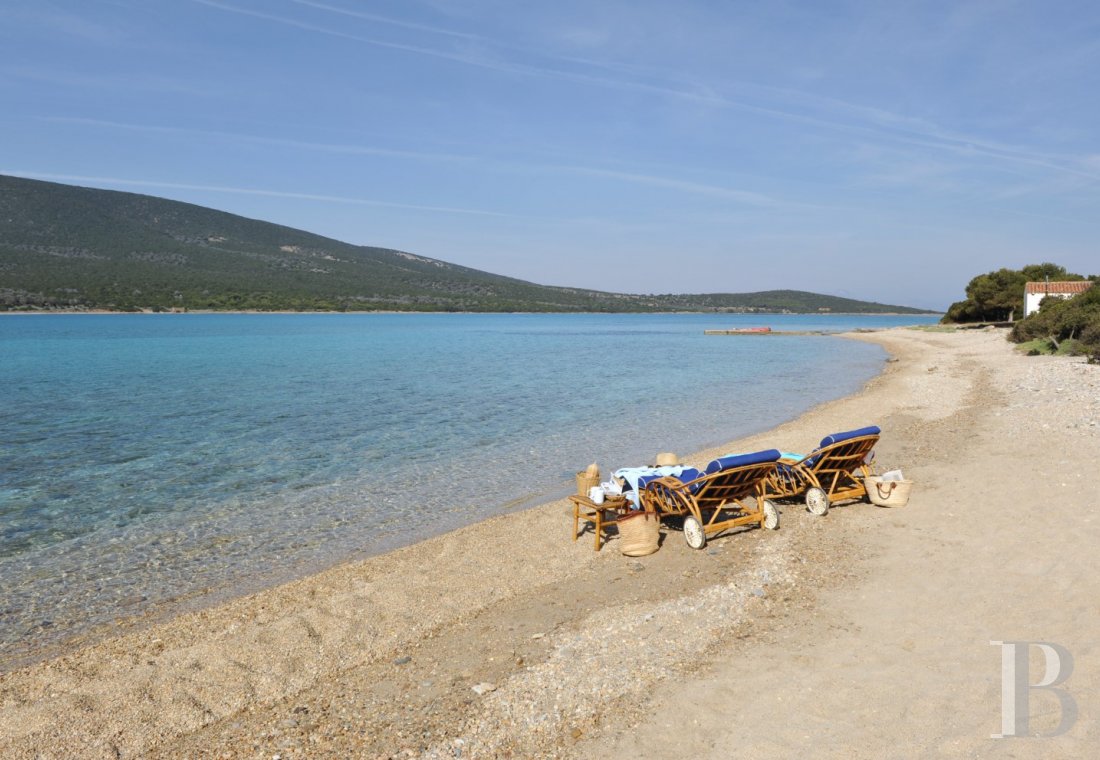 Au nord des Cyclades, une île privée de quatre cents hectares, proche d’Athènes et à l’écart du monde - photo  n°36