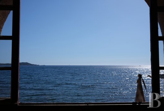 En Corse, dans le golfe d’Ajaccio, un simple cabanon devenu une perle rare - photo  n°15