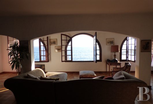En Corse, dans le golfe d’Ajaccio, un simple cabanon devenu une perle rare - photo  n°16
