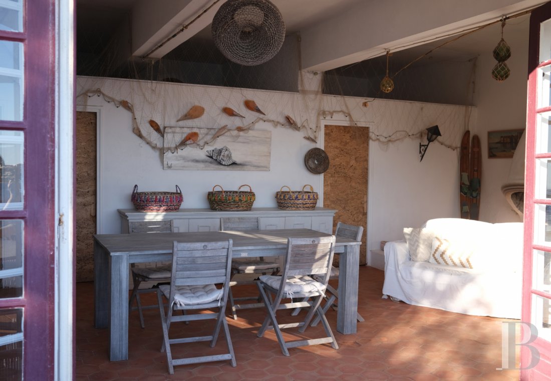 En Corse, dans le golfe d’Ajaccio, un simple cabanon devenu une perle rare - photo  n°10