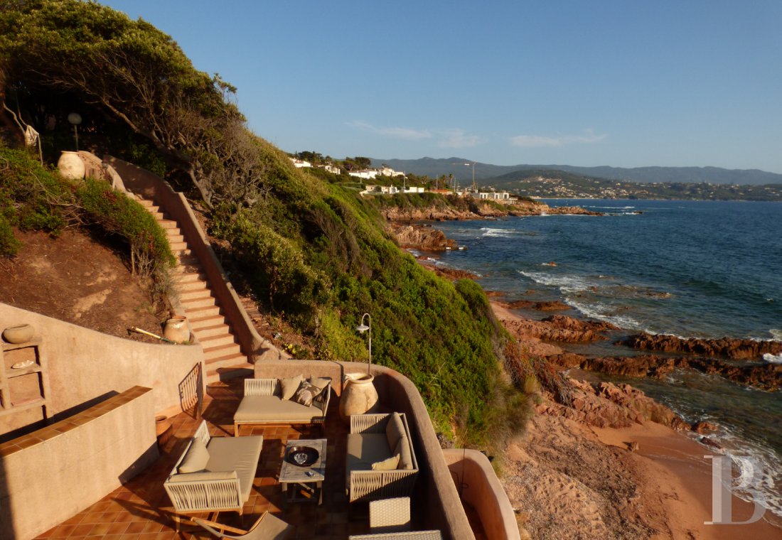 En Corse, dans le golfe d’Ajaccio, un simple cabanon devenu une perle rare - photo  n°6