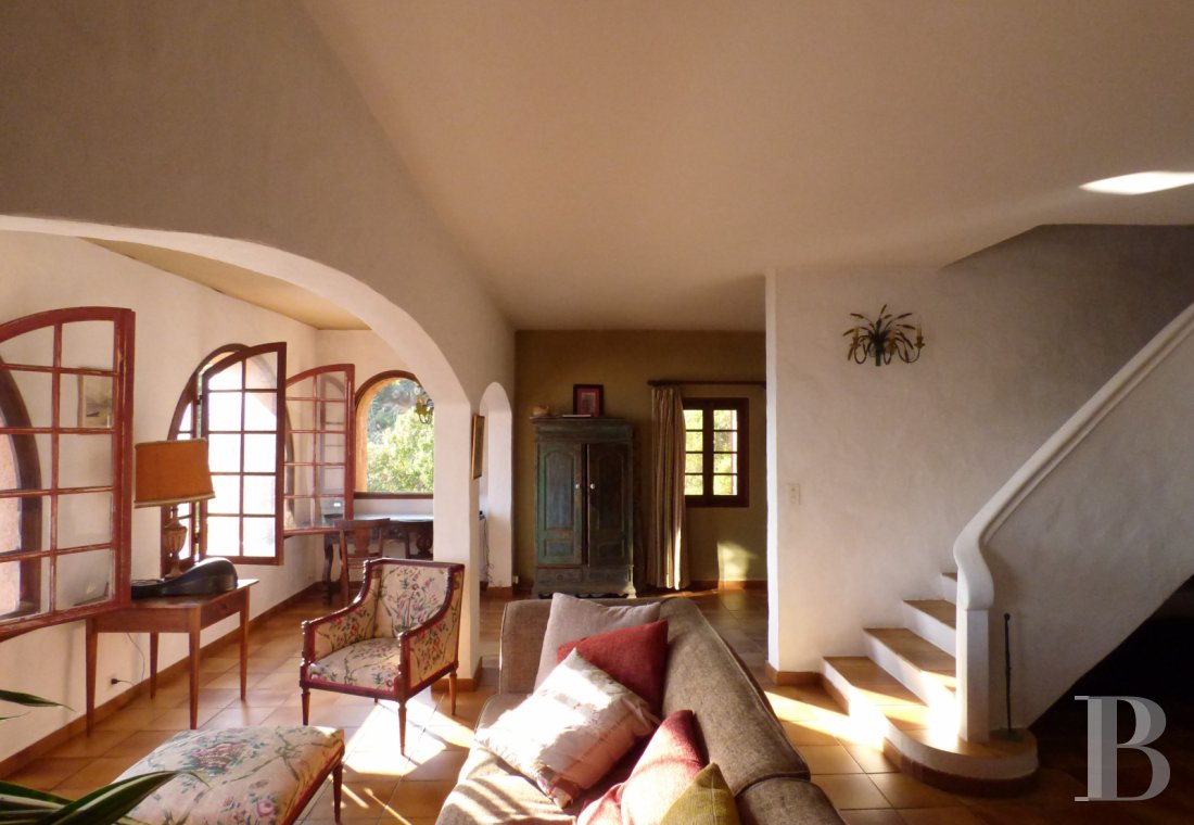 En Corse, dans le golfe d’Ajaccio, un simple cabanon devenu une perle rare - photo  n°14