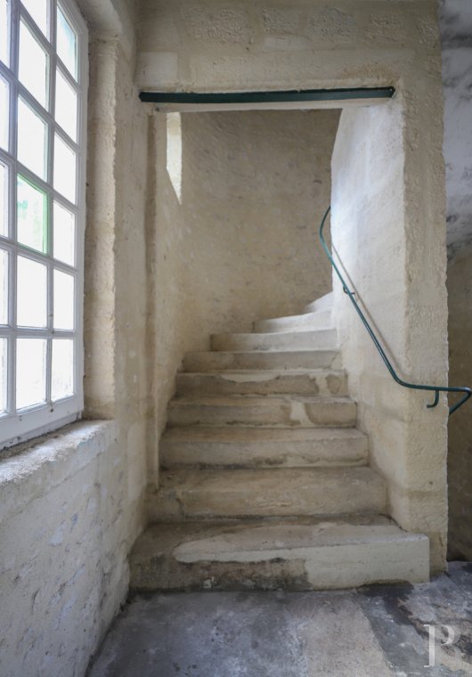 hôtels particuliers à vendre - basse-normandie - Dans l’Orne, un hôtel particulier du 17ème siècle, une boutique et une maison en centre ville