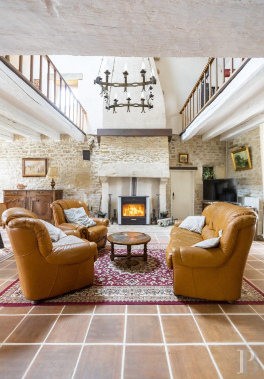 maisons de caractere a vendre poitou charentes   - 5