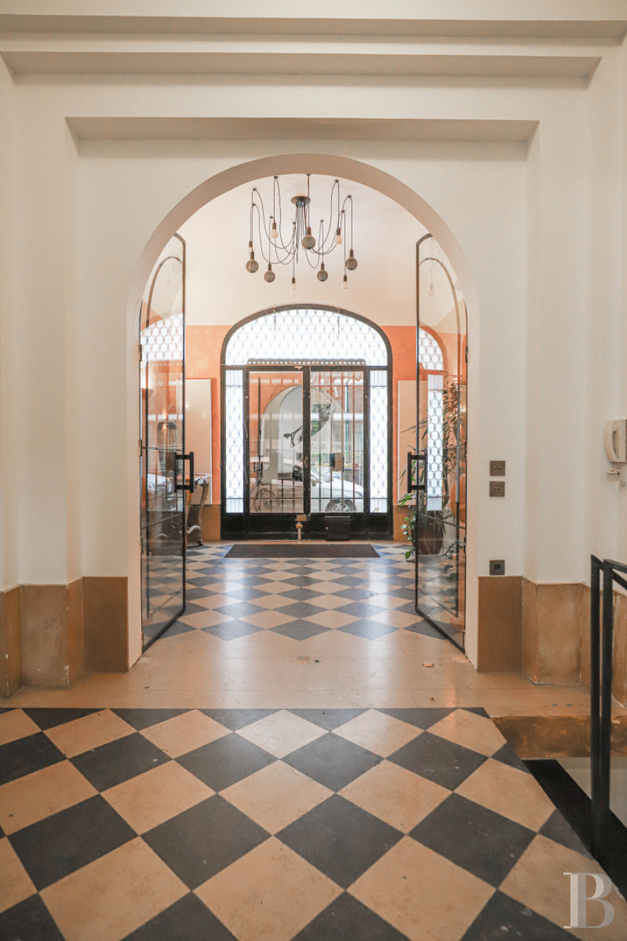 maison à vendre paris entreleparcmonceauetlaruedufaubourgsaint