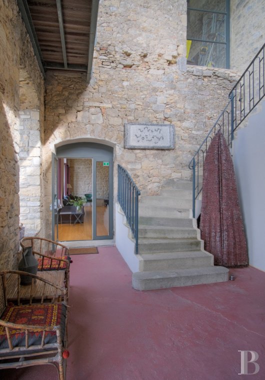 Patrice Besse Location saisonnière LanguedocRoussillon Dans le Gard, entre Bagnolssur