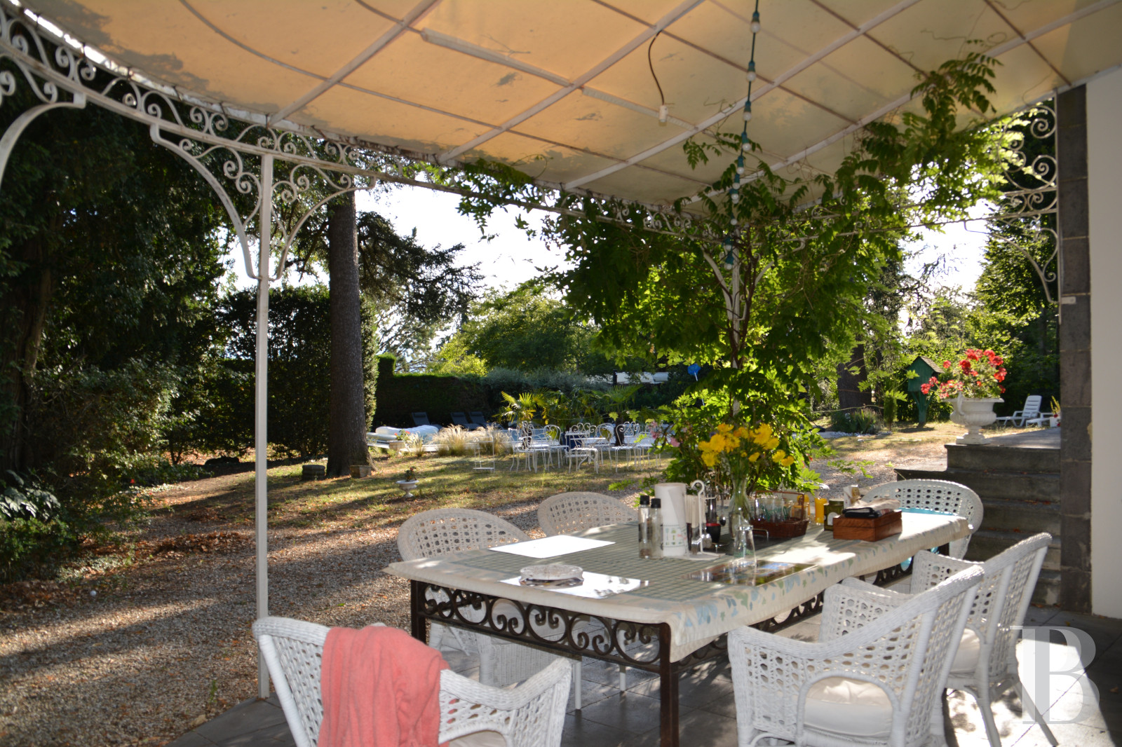 manoir à vendre proche de Riom et du PuydeDôme
