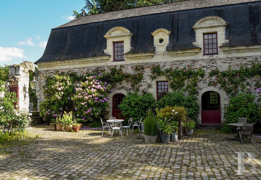 En Anjou, non loin de la Loire, un manoir Renaissance et ses jardins classés - photo  n°9
