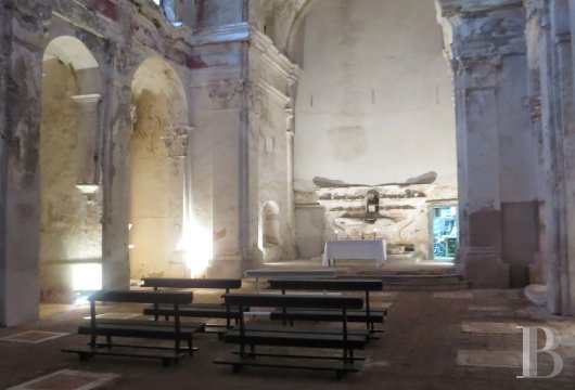 À vingt minutes de Bastia, sur la route de Saint-Florent, un lieu de culte devenu source de création - photo  n°22