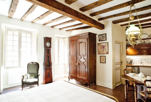 À Sarlat, un ancien hôtel particulier d’origine médiévale  abritant cinq suites lumineuses - photo  n°19