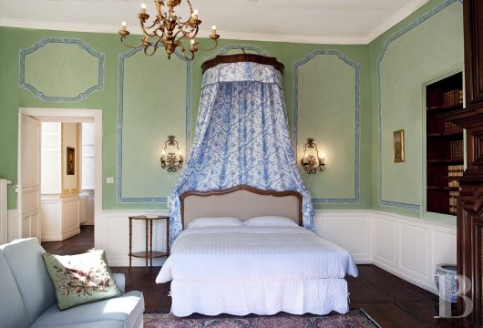 À Sarlat, un ancien hôtel particulier d’origine médiévale  abritant cinq suites lumineuses - photo  n°20