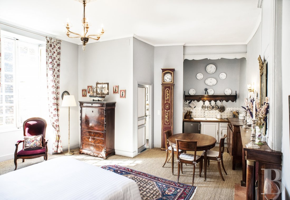 À Sarlat, un ancien hôtel particulier d’origine médiévale  abritant cinq suites lumineuses - photo  n°6