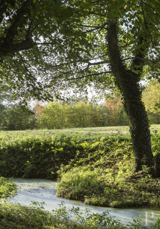 Au pays des faluns, sur la route de Dinan,  un chaleureux manoir ancré au bord d’une rivière - photo  n°2