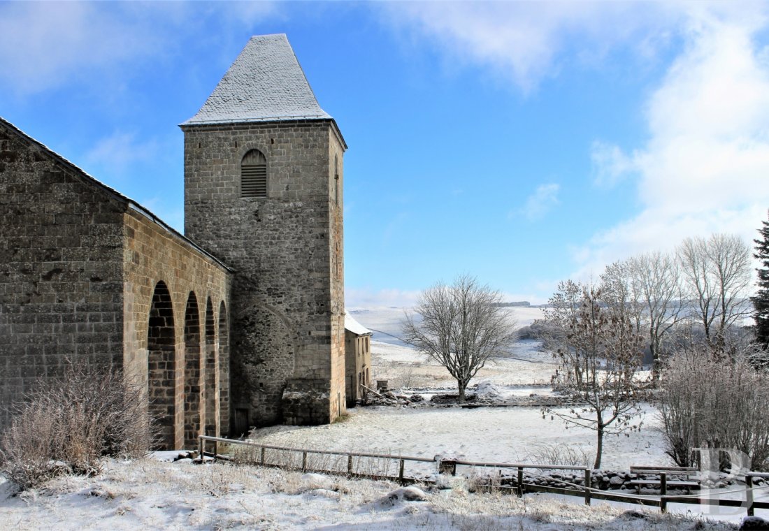 Sur le chemin de Saint Jacques de Compostelle, entre l'Aveyron, la Lozère et le Cantal,  la renaissance d’un ancien hôtel au cœur d’Aubrac - photo  n°6