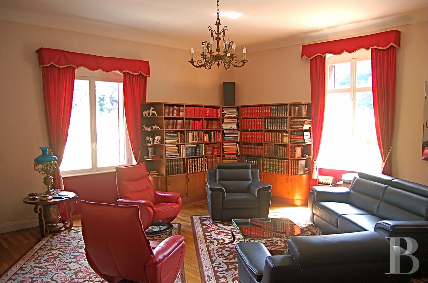 Residences For Sale Uzerche Country In France