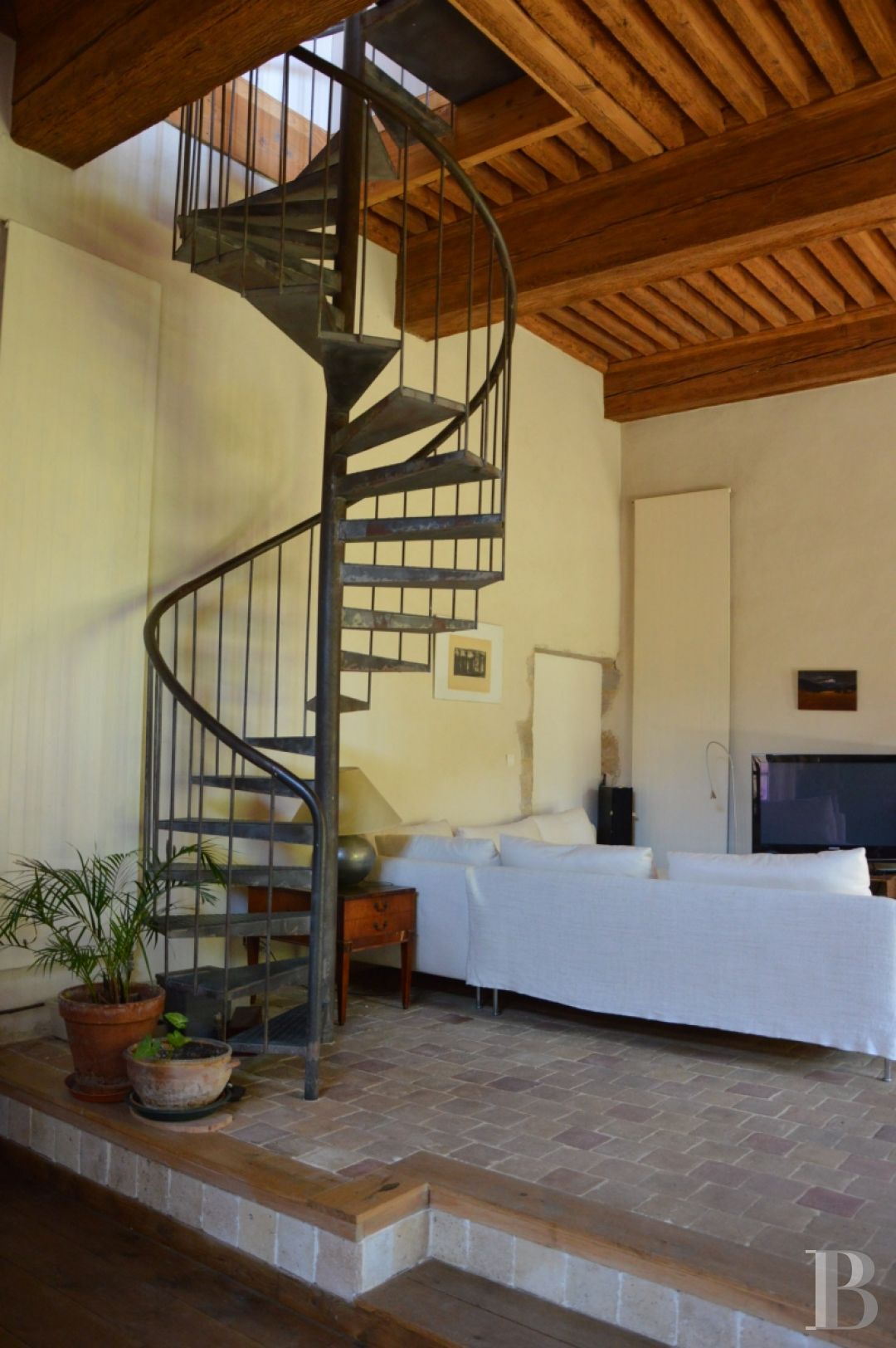 château à vendre Patrice Besse Châteaux et Demeures de France, agence immobilière spécialisée