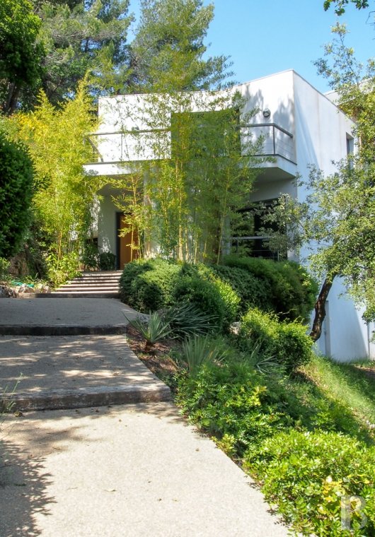 French castles for sale Patrice Besse Castles and Mansions of France is