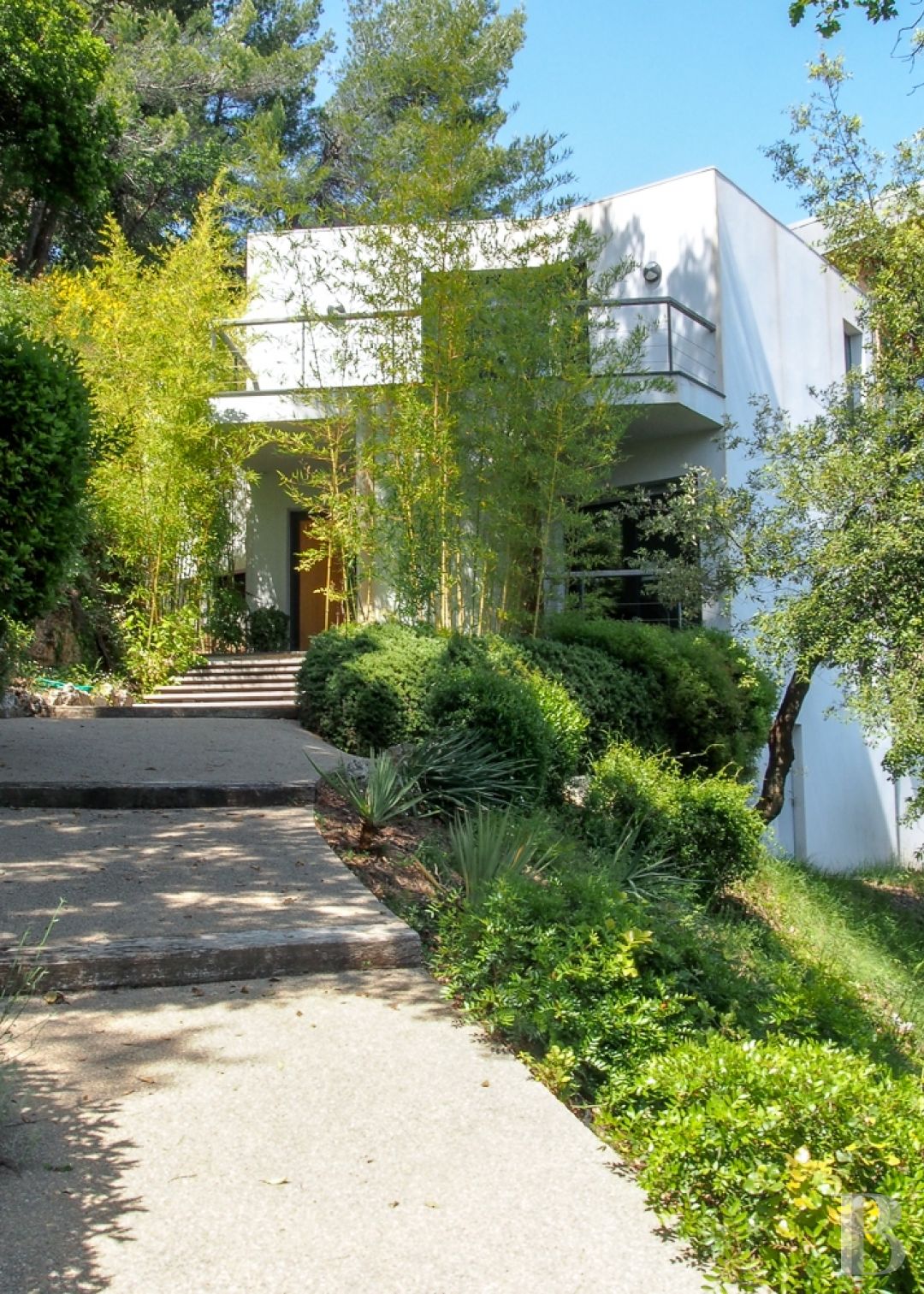 château à vendre Patrice Besse Châteaux et Demeures de France, agence immobilière spécialisée