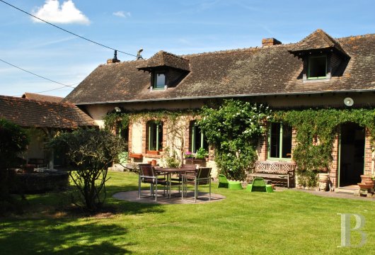 Farms for sale - in France - Patrice Besse Castles and Mansions of ...
