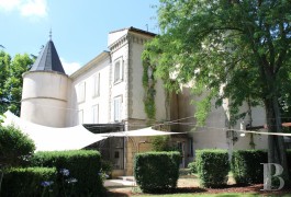 chateau a vendre dans le var