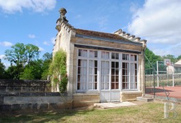 chateaux a vendre poitou charentes hotel equitation - 12