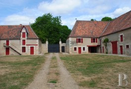 chateaux a vendre poitou charentes hotel equitation - 11