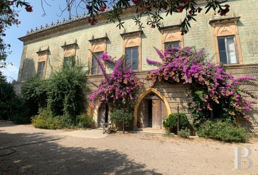 À Monteroni di Lecce, une villa du 19ème siècle, et son parc de trois hectares
