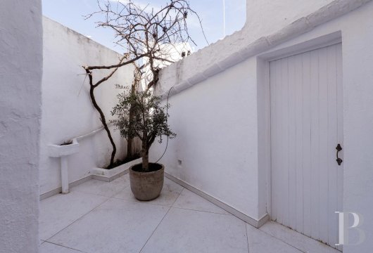 Dans la vieille ville de Ciutadella, une maison de village rénovée sur trois niveaux